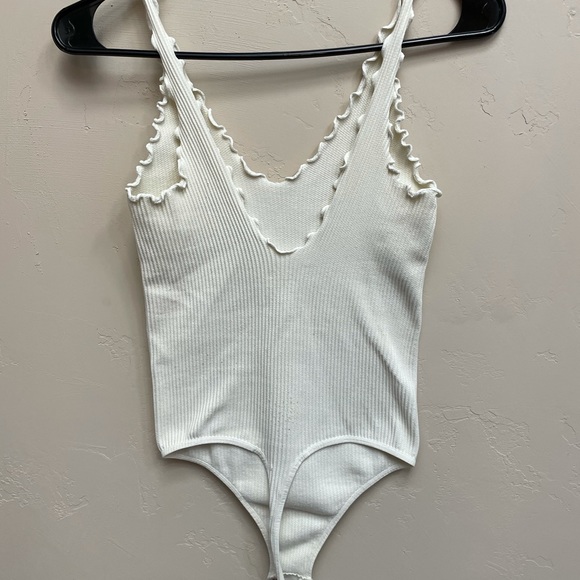 Free People Lettuce Edge Seamless Bodysuit - Picture 2 of 5